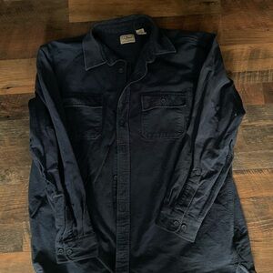 L.L. Bean Chamois Flannel Navy Button Up Shirt